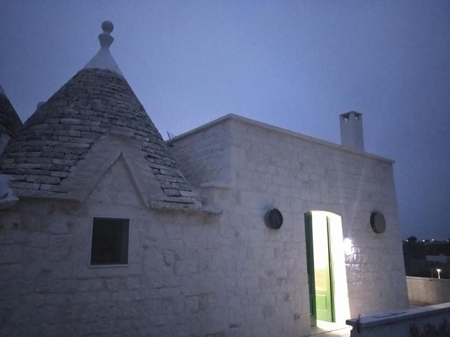 Trullo Le Tre Sorelle チステルニーノ エクステリア 写真