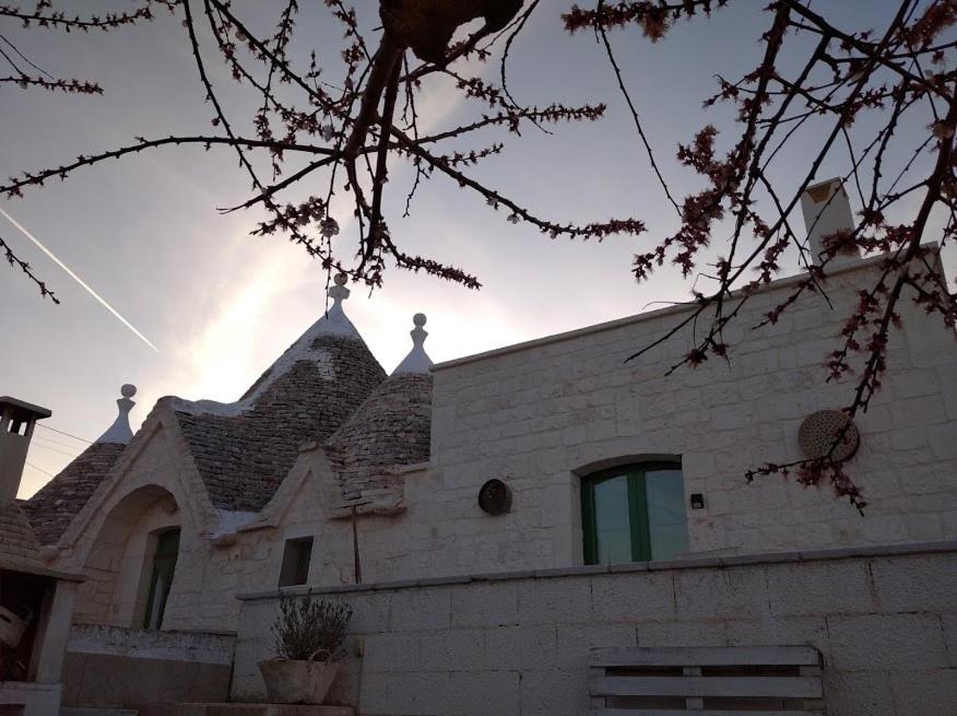 Trullo Le Tre Sorelle チステルニーノ エクステリア 写真
