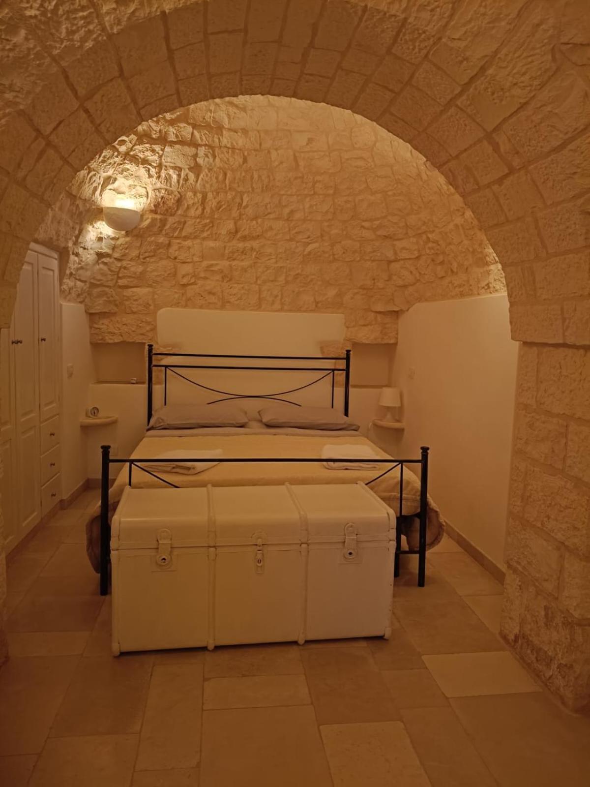 Trullo Le Tre Sorelle チステルニーノ エクステリア 写真