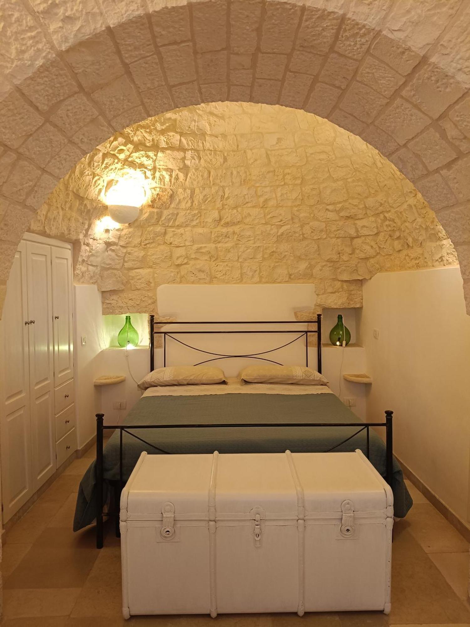 Trullo Le Tre Sorelle チステルニーノ エクステリア 写真