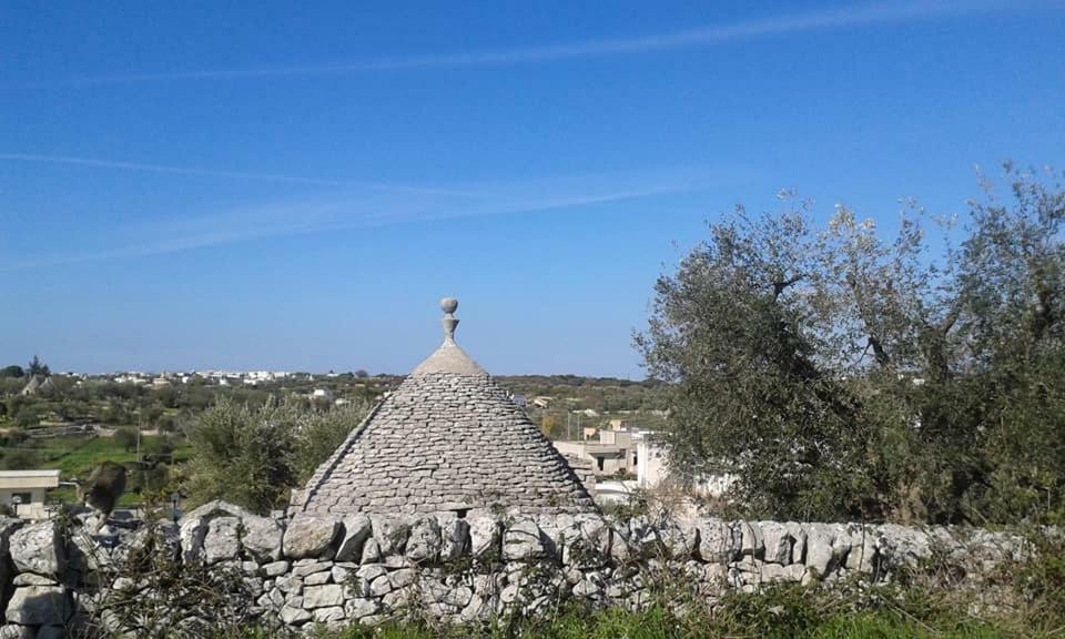 Trullo Le Tre Sorelle チステルニーノ エクステリア 写真