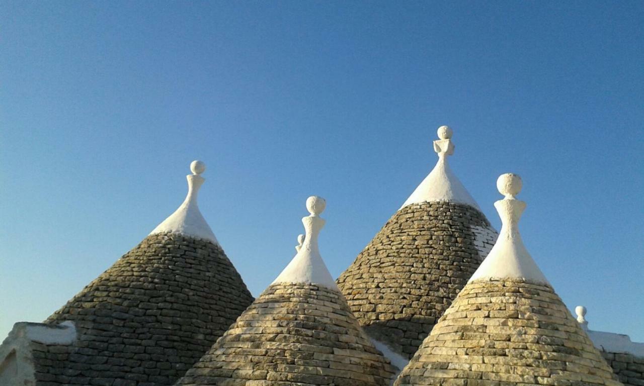 Trullo Le Tre Sorelle チステルニーノ エクステリア 写真