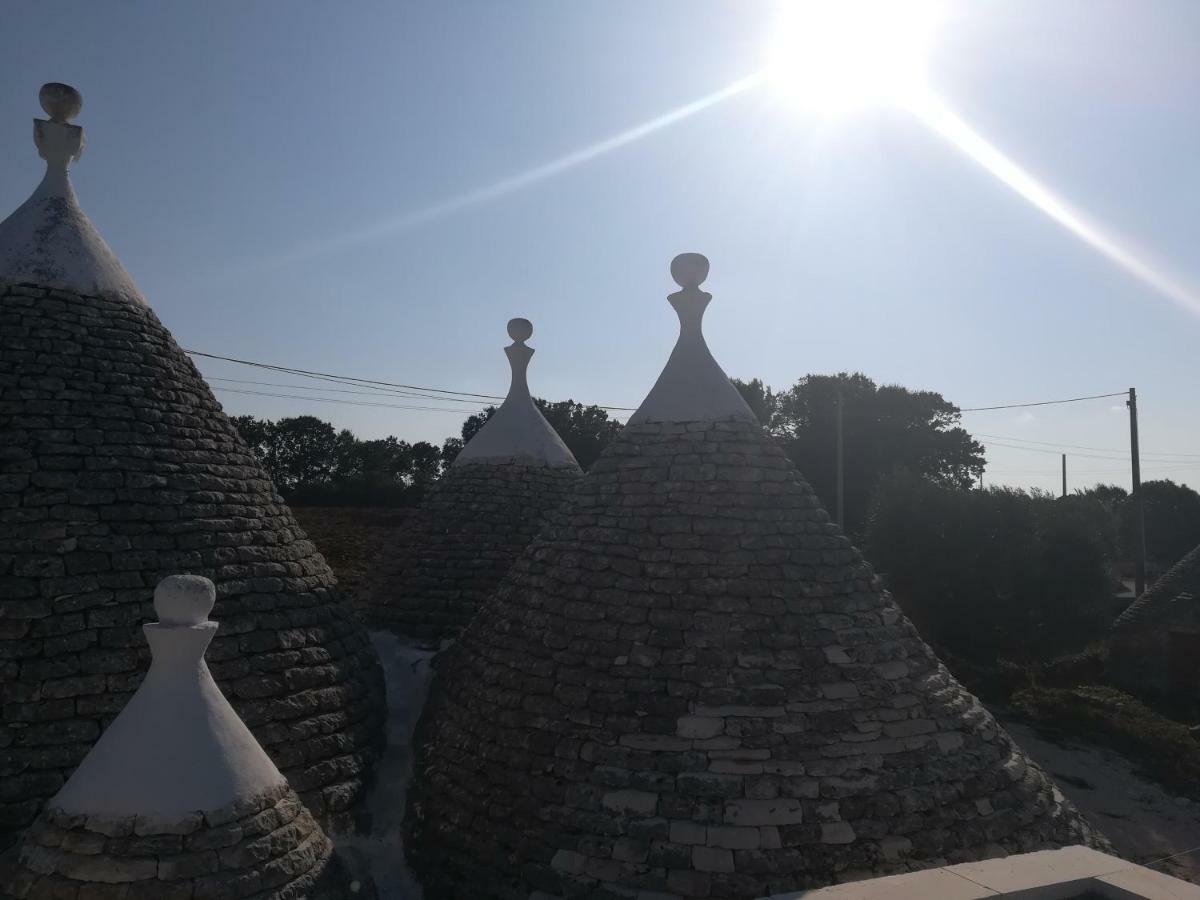 Trullo Le Tre Sorelle チステルニーノ エクステリア 写真