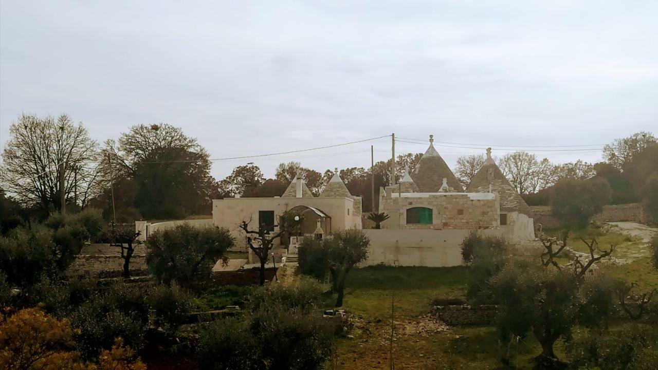 Trullo Le Tre Sorelle チステルニーノ エクステリア 写真
