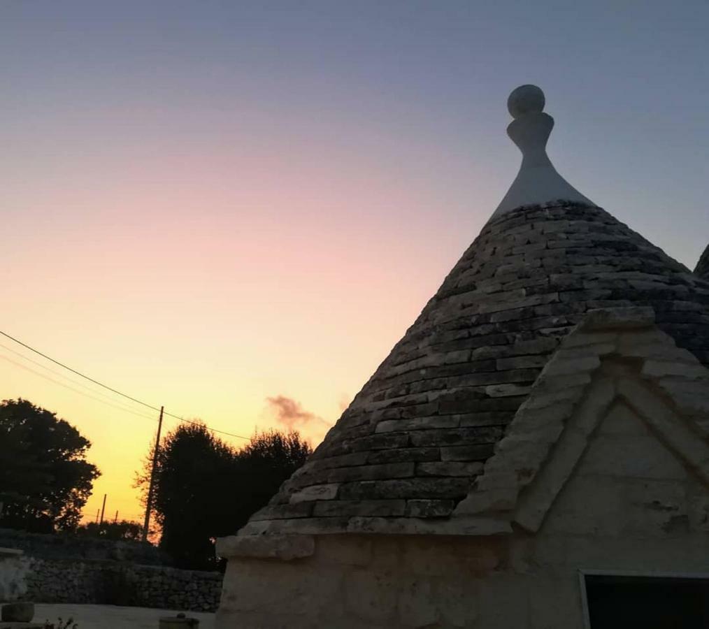Trullo Le Tre Sorelle チステルニーノ エクステリア 写真